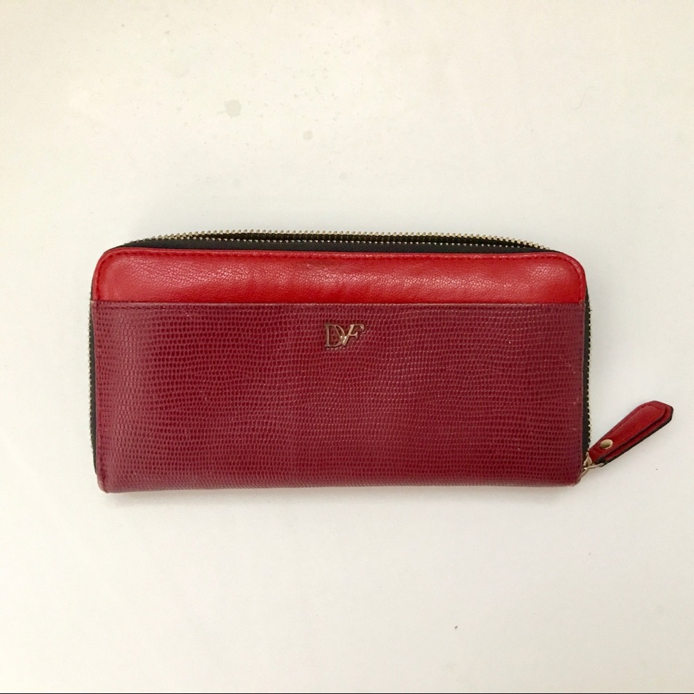 DVF Red Wallet